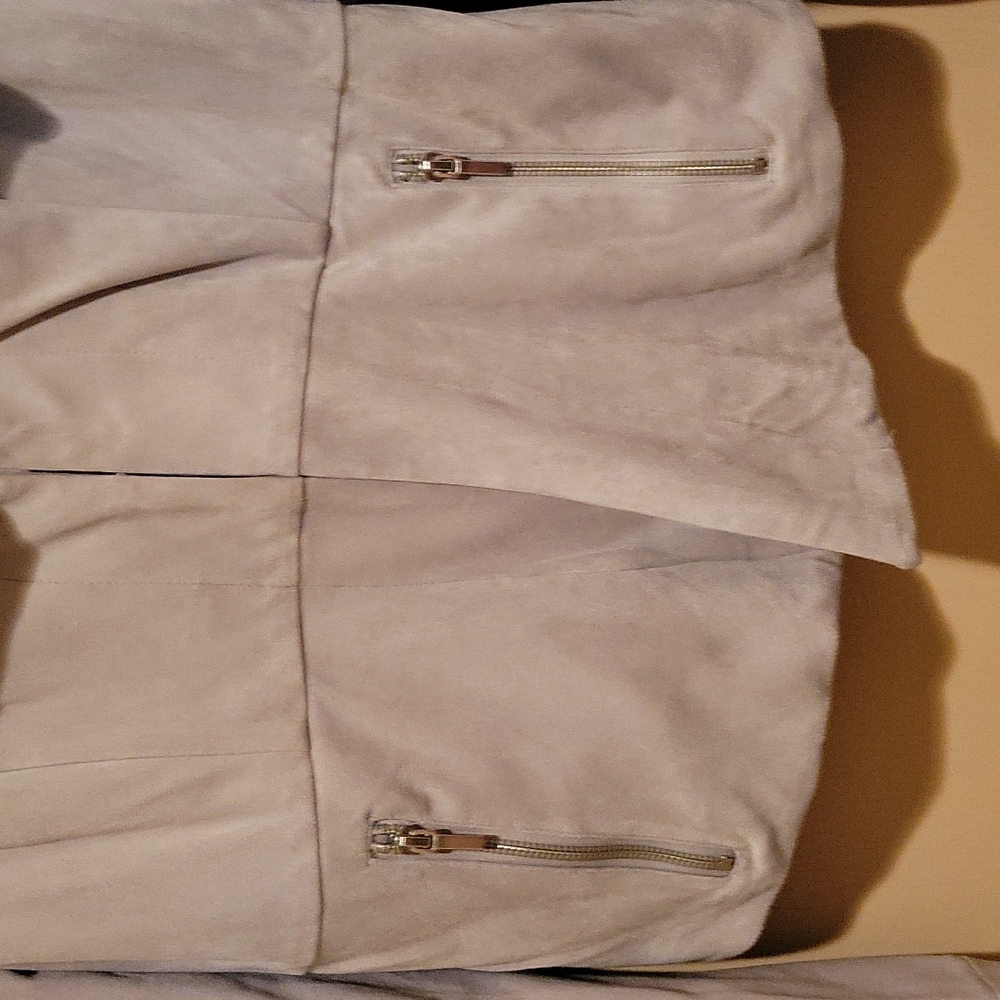 Jacket - Picture 3 of 5